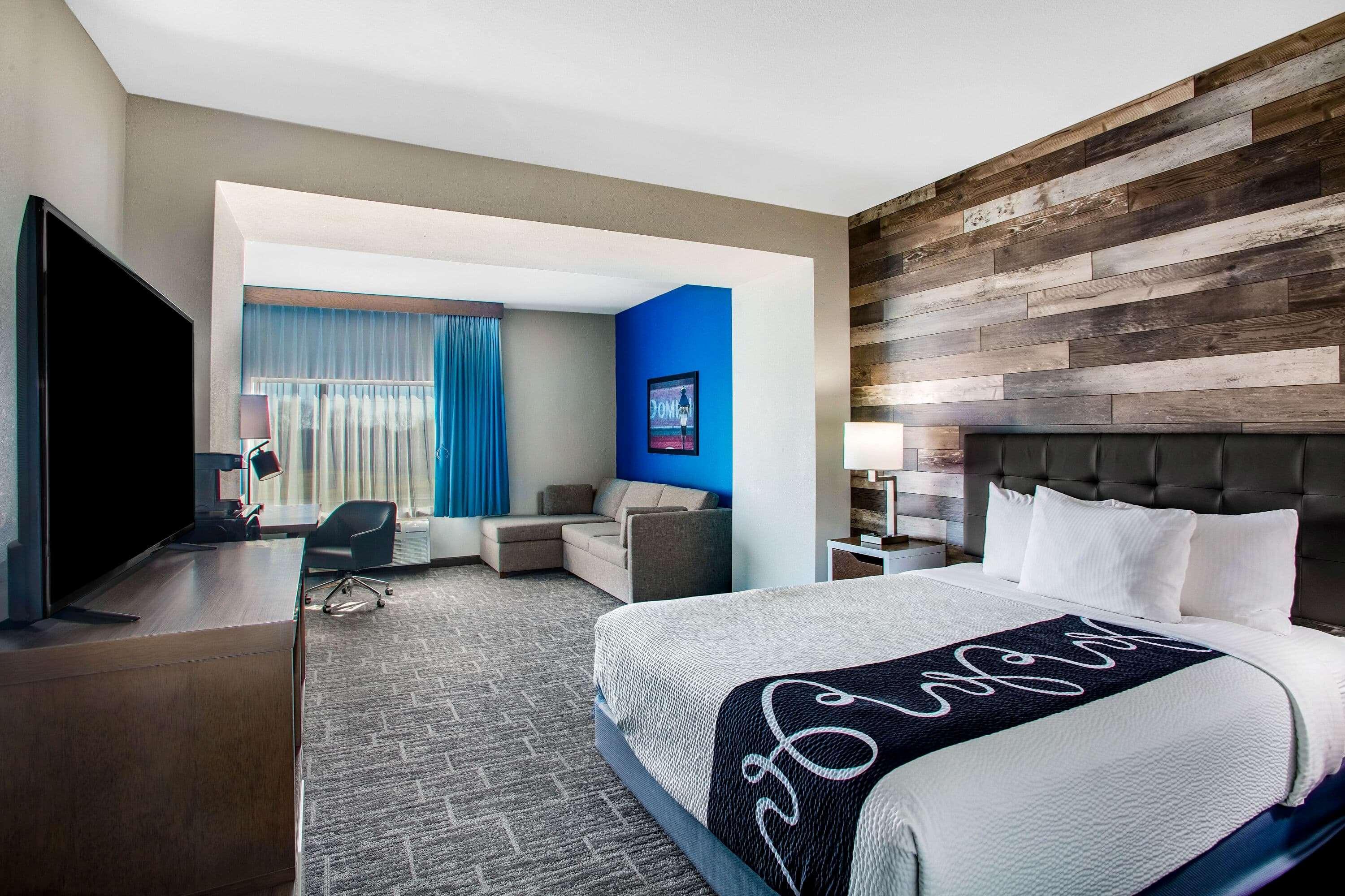 La Quinta By Wyndham Pittsburg Hotel Екстериор снимка