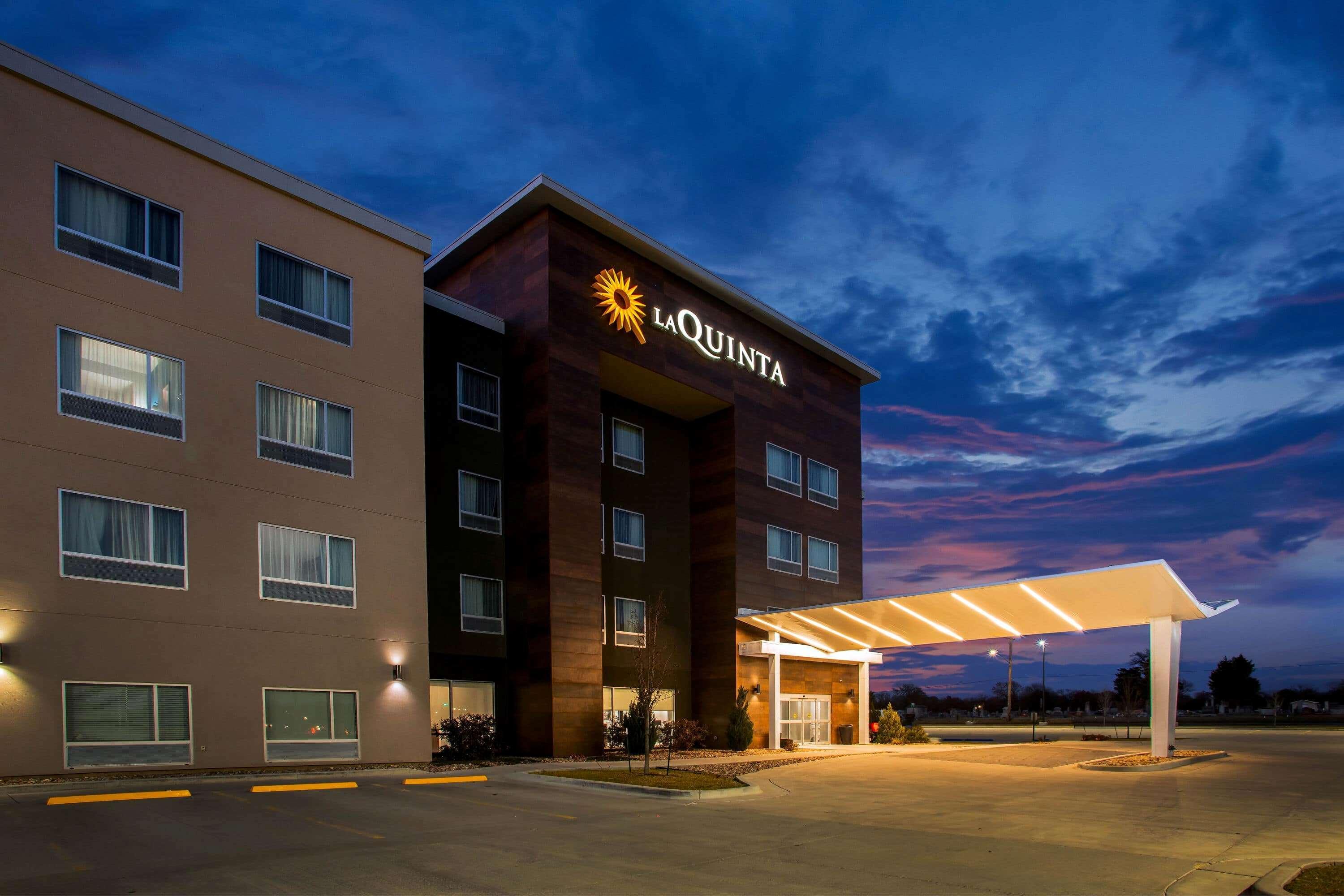 La Quinta By Wyndham Pittsburg Hotel Екстериор снимка